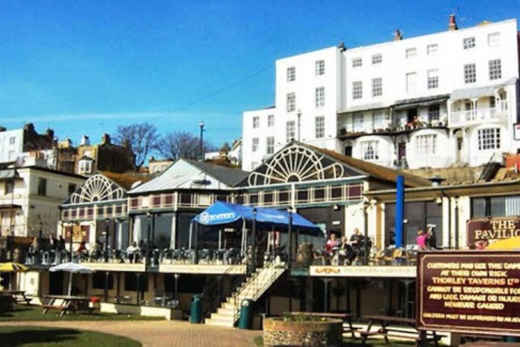 Stylish Holiday Let In Central Broadstairs Apartment Bagian luar foto