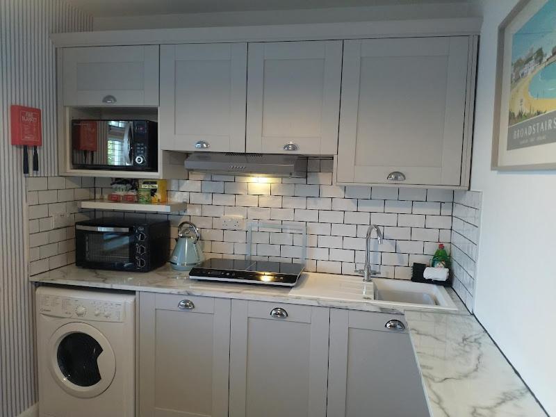Stylish Holiday Let In Central Broadstairs Apartment Bagian luar foto